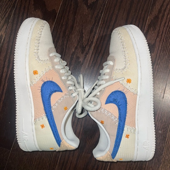 NIKE Air Force 1 Low “Los Angeles Flea” Sneakers - Picture 10 of 11